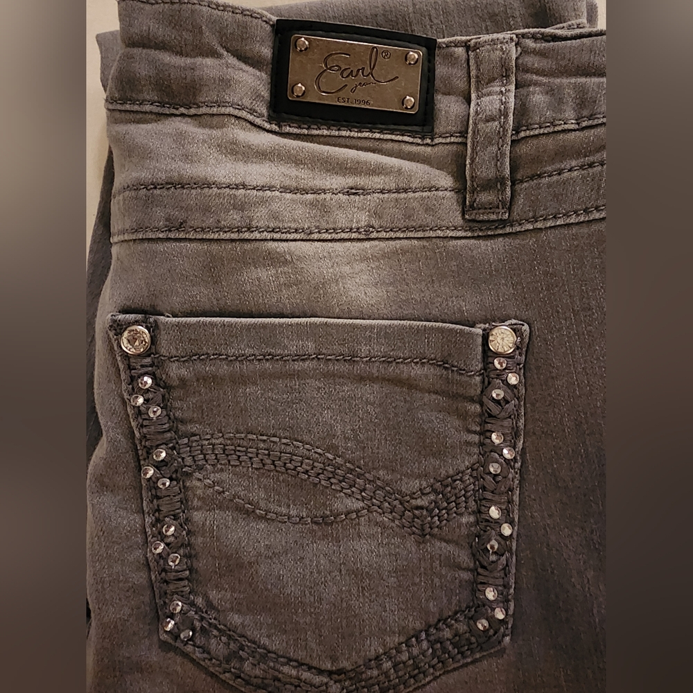 Earl jeans, grey with embellished pockets, size 2 - Picture 7 of 7